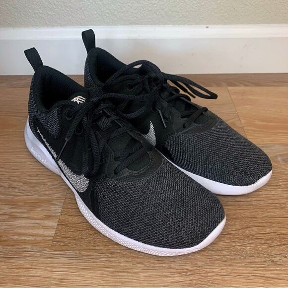 Nike Women’s Flex Experience Black Running Shoes - Picture 1 of 12